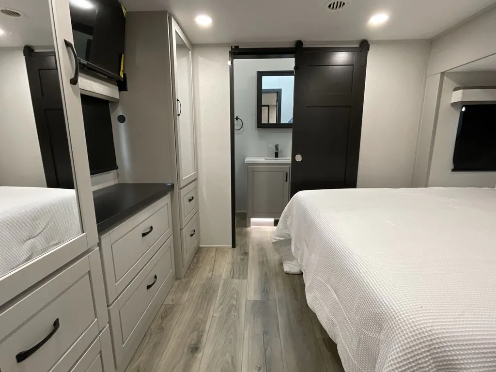 2026 Jayco North Point 395DSDB, Photos photo 16