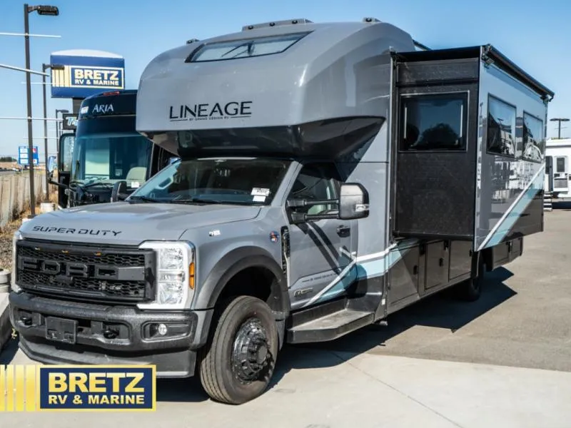2026 Grand Design Lineage Series F 31ZW - Photo 2