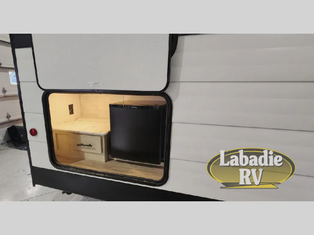 2027 Shasta RVs i-5 Edition 525RS, Photos photo 7
