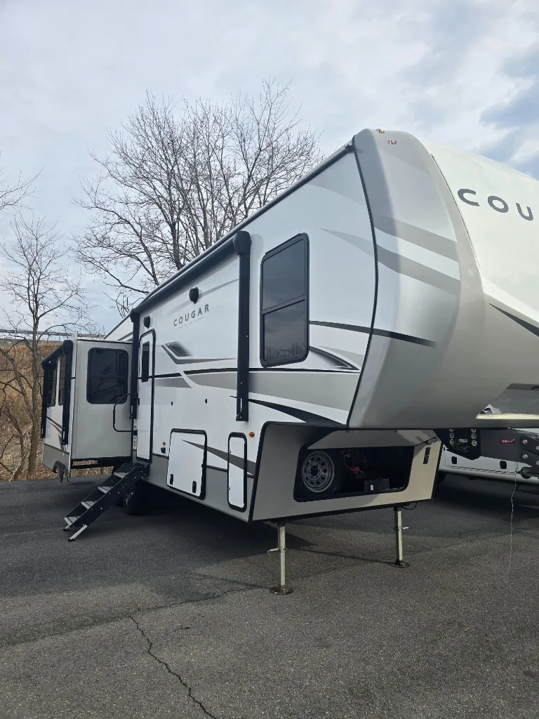 2023 Keystone Cougar 316RLS - Photo 2