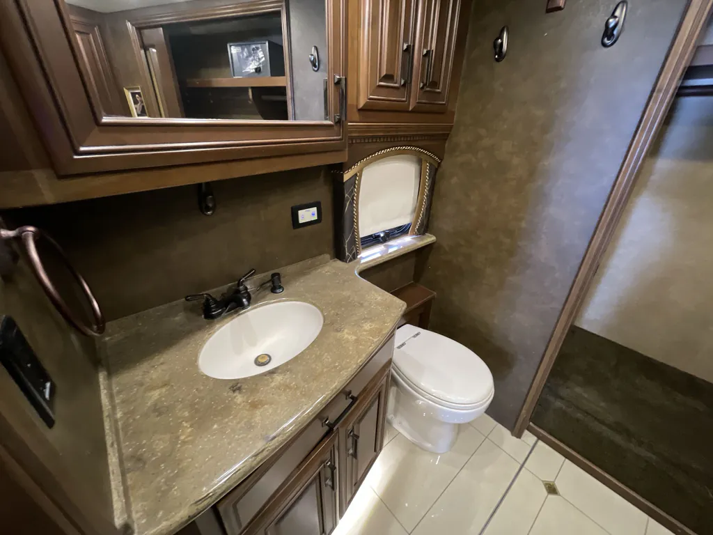 2015 Entegra Coach Aspire 42RBQ, Photos photo 36