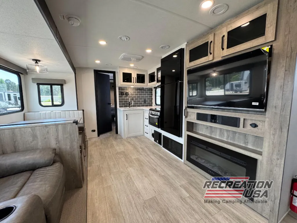 2026 Forest River Solaire 3150TBSS, Photos photo 24