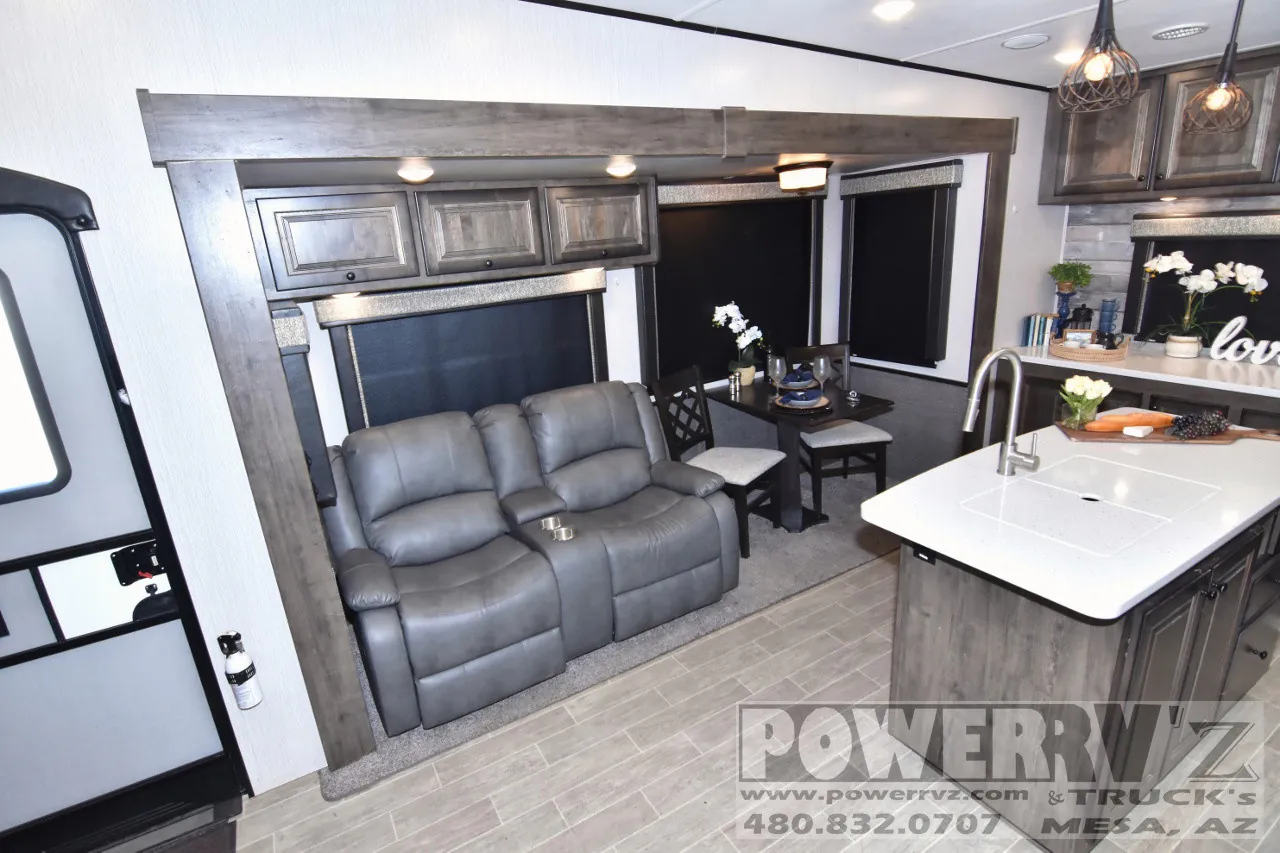 2020 Heartland Bighorn Traveler 32GK - Photo 4