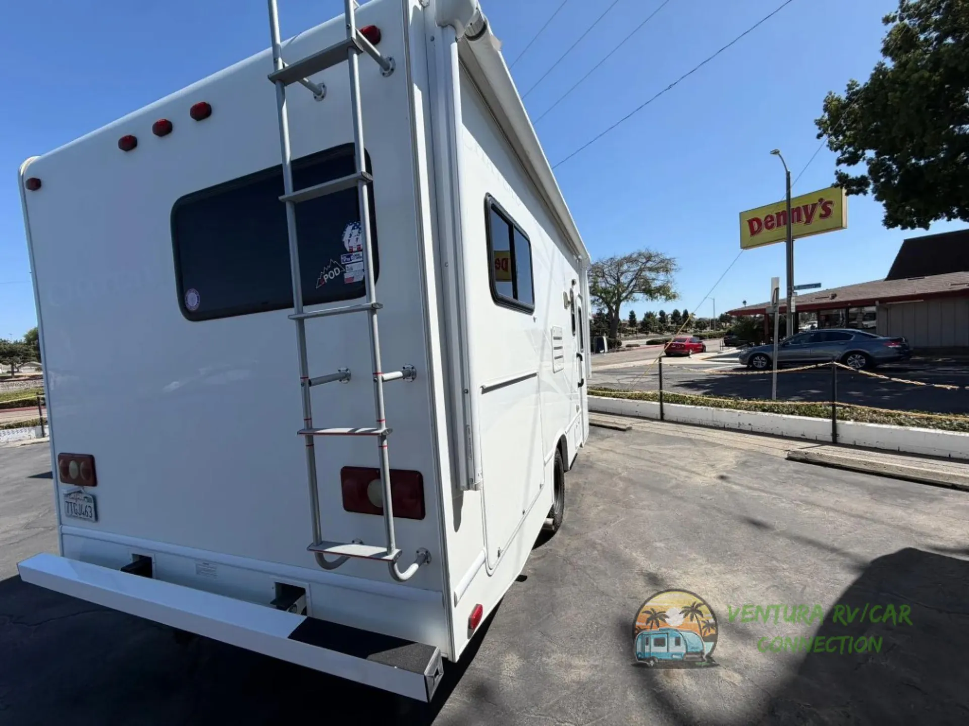 2016 Thor Motor Coach Chateau 22E - Photo 3