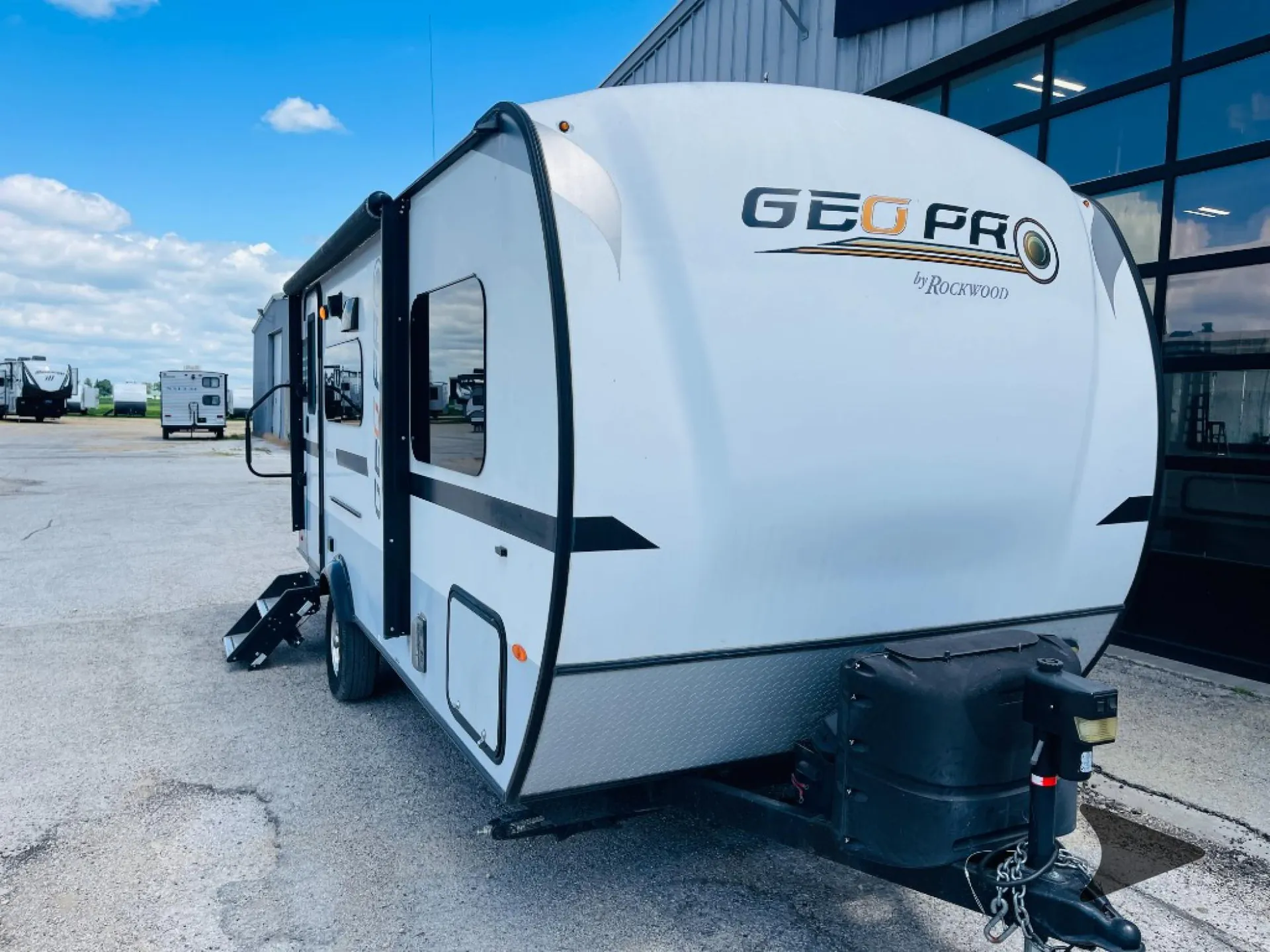 2018 Forest River RV Rockwood GEO Pro 19FBS - Photo 2