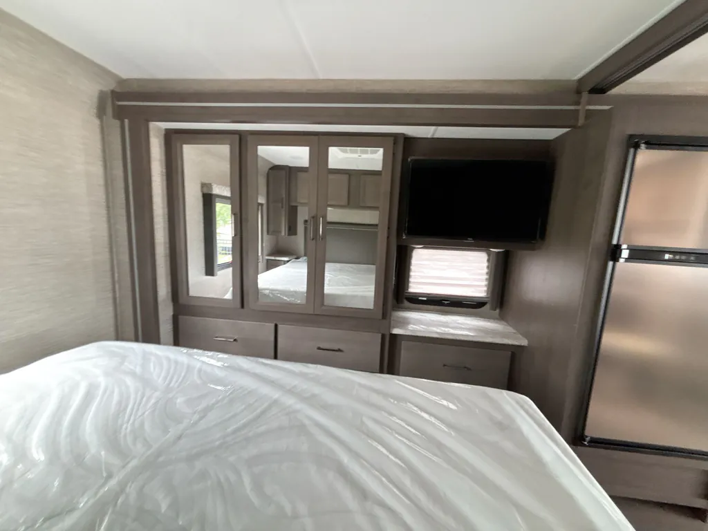 2023 Thor Motor Coach Freedom Traveler A29, Photos photo 16