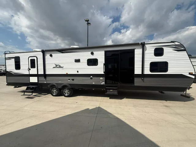 2022 Jayco Jay Flight 38BHDS - Photo 2