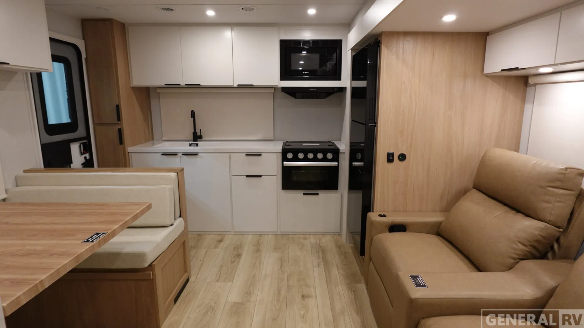 2026 Winnebago Thrive 24RKS - Photo 3