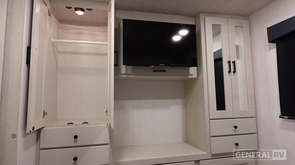 2027 NeXus RV Ghost 33DS, Photos photo 31