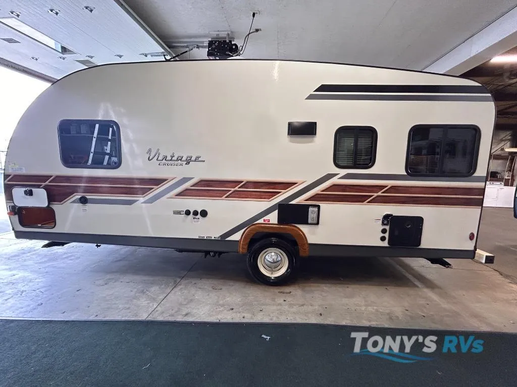 2026 Gulf Stream Vintage Cruiser 19TWD - Photo 3