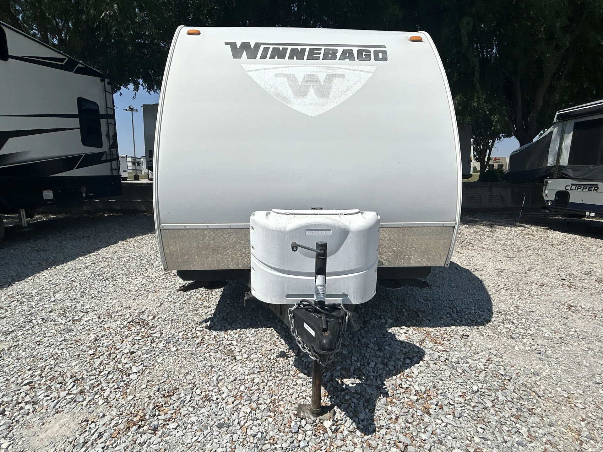 2015 Winnebago Micro Minnie 1706FB — front