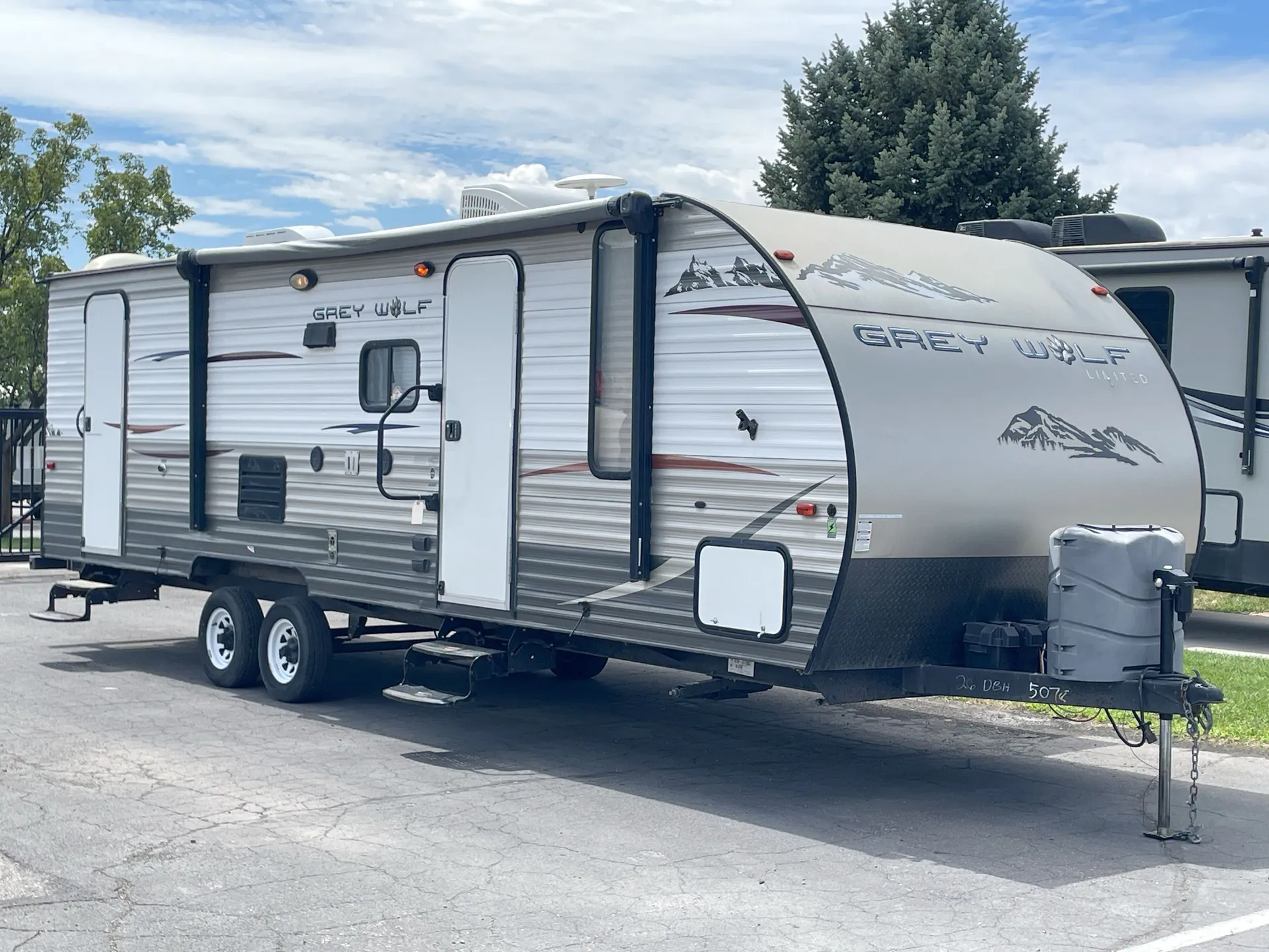 2015 Forest River Cherokee Grey Wolf 26DBH - Photo 2