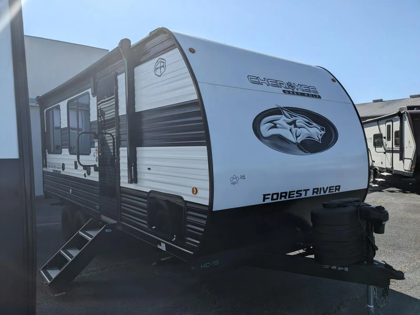 2025 Forest River Cherokee Grey Wolf 18RR - Photo 2