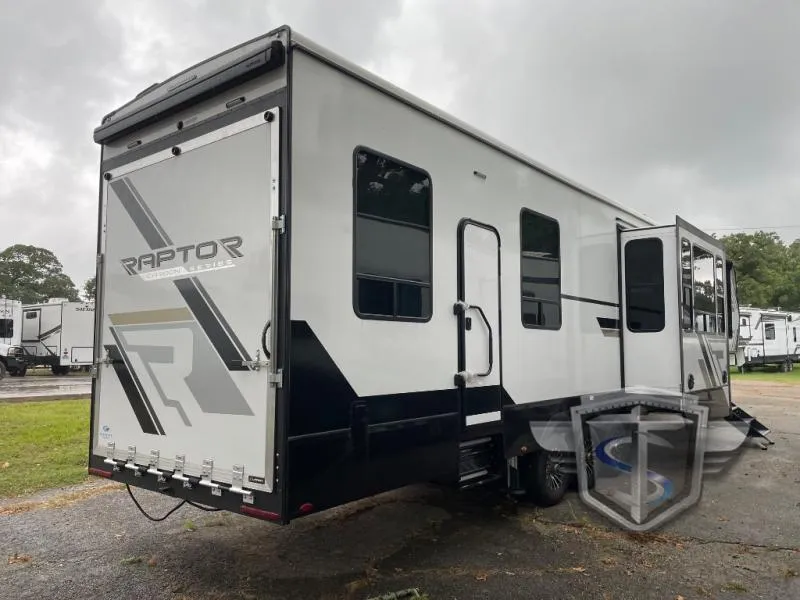 2025 Keystone Carbon 398 - Photo 3