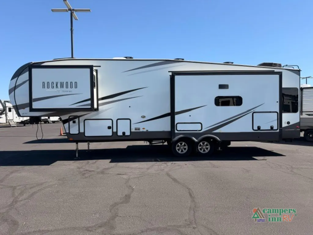2024 Forest River Rockwood Signature 361RL, Photos photo 3