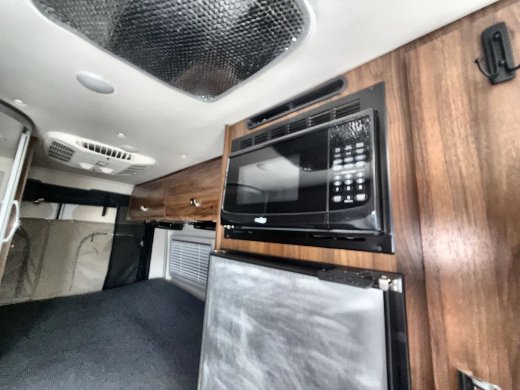 2022 Winnebago Travato 59G, Photos photo 12
