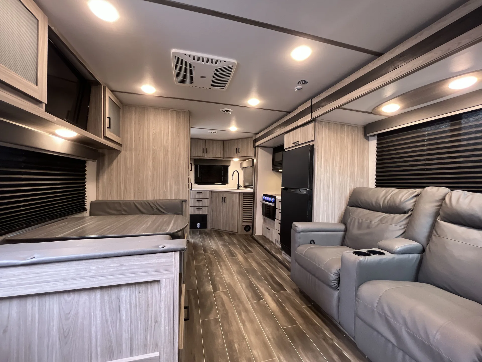 2023 Keystone Passport 229RKWE — living area main
