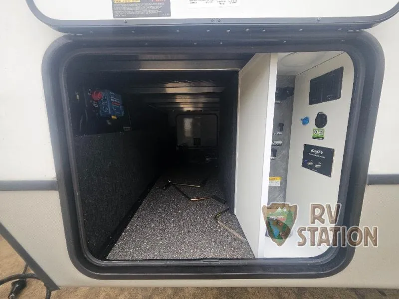 2025 Keystone RV Cougar Half-Ton 28BHS - Photo 3