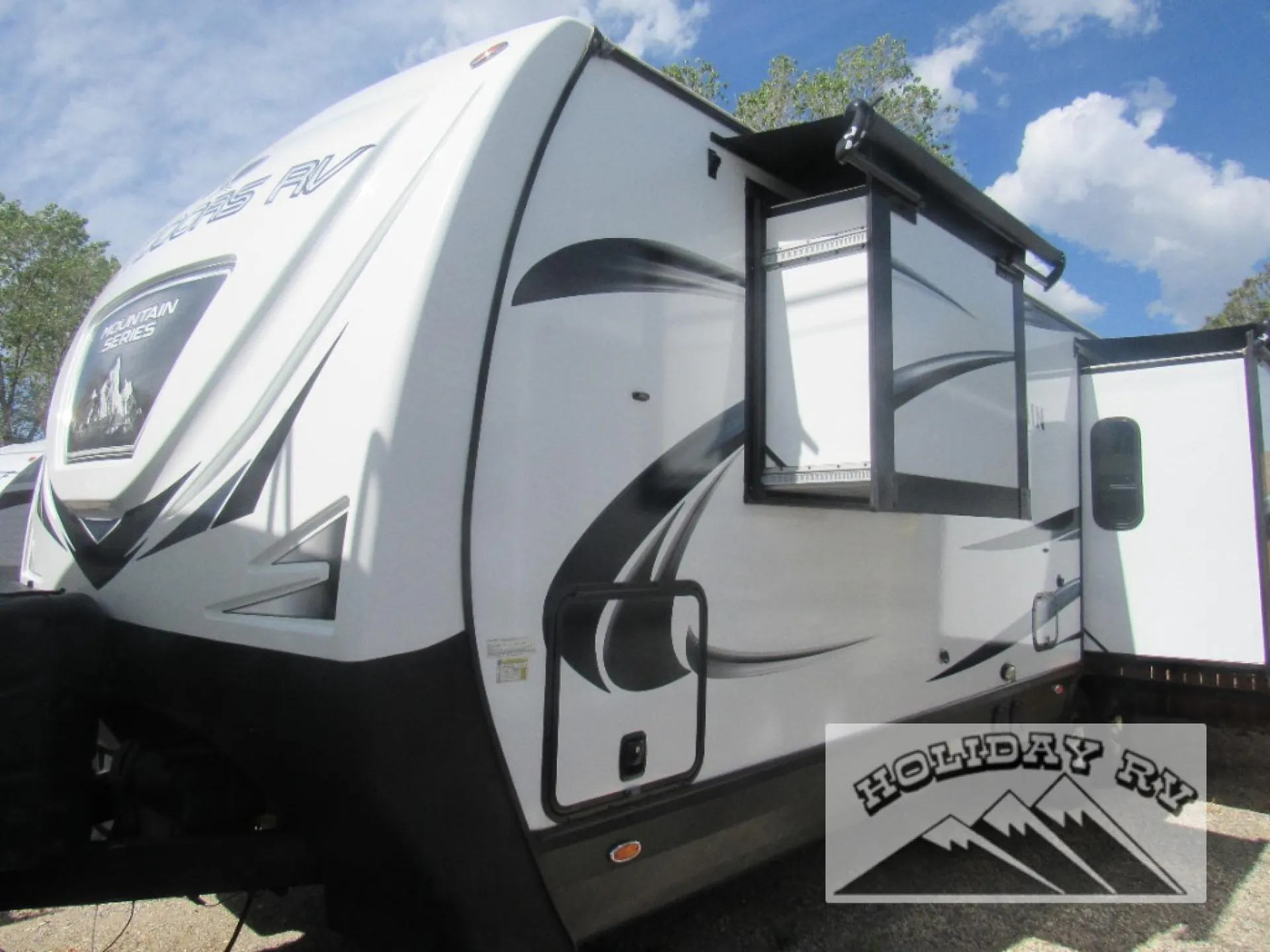 2022 Outdoors RV Black Stone Mountain Series 250RDS - Photo 3