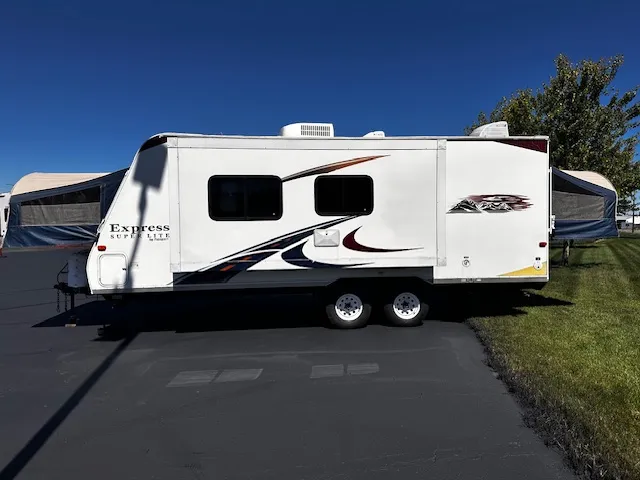 2011 Keystone Passport Super-Lite 235 EXP - Main photo