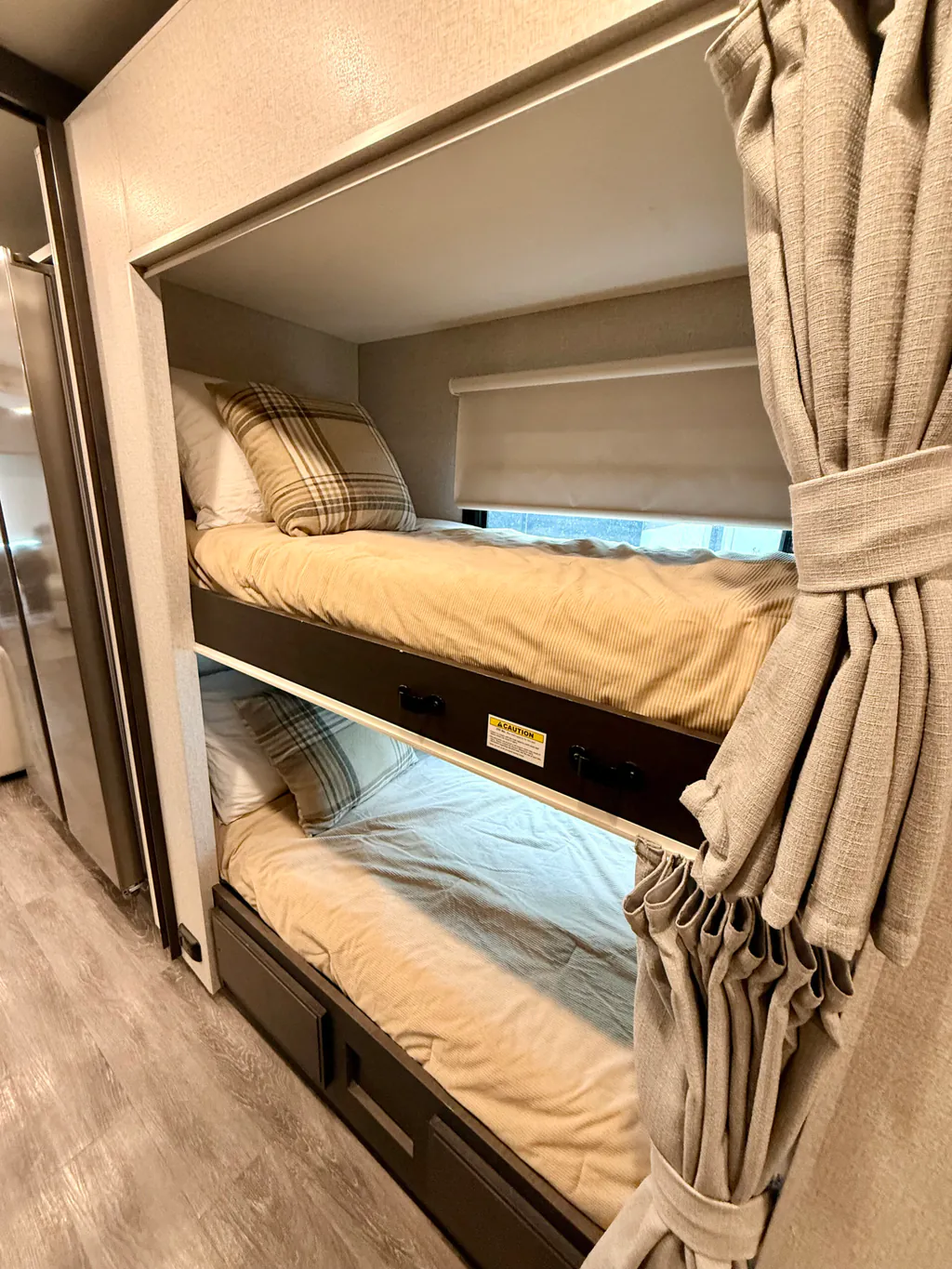 2024 Thor Motor Coach Riviera 39BH, Photos photo 12