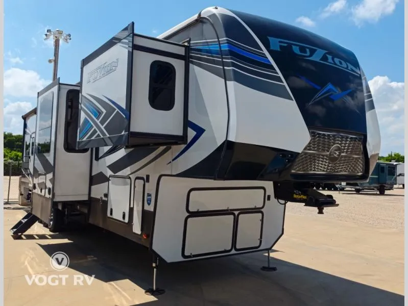 2021 Keystone Fuzion 429 - Photo 2
