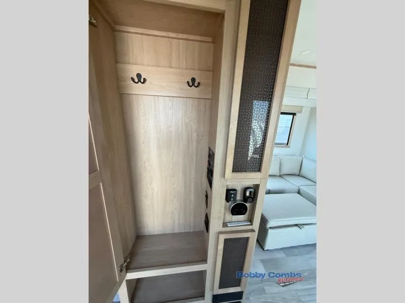 2026 Forest River Sierra Destination Trailers 422FKL, Photos photo 18