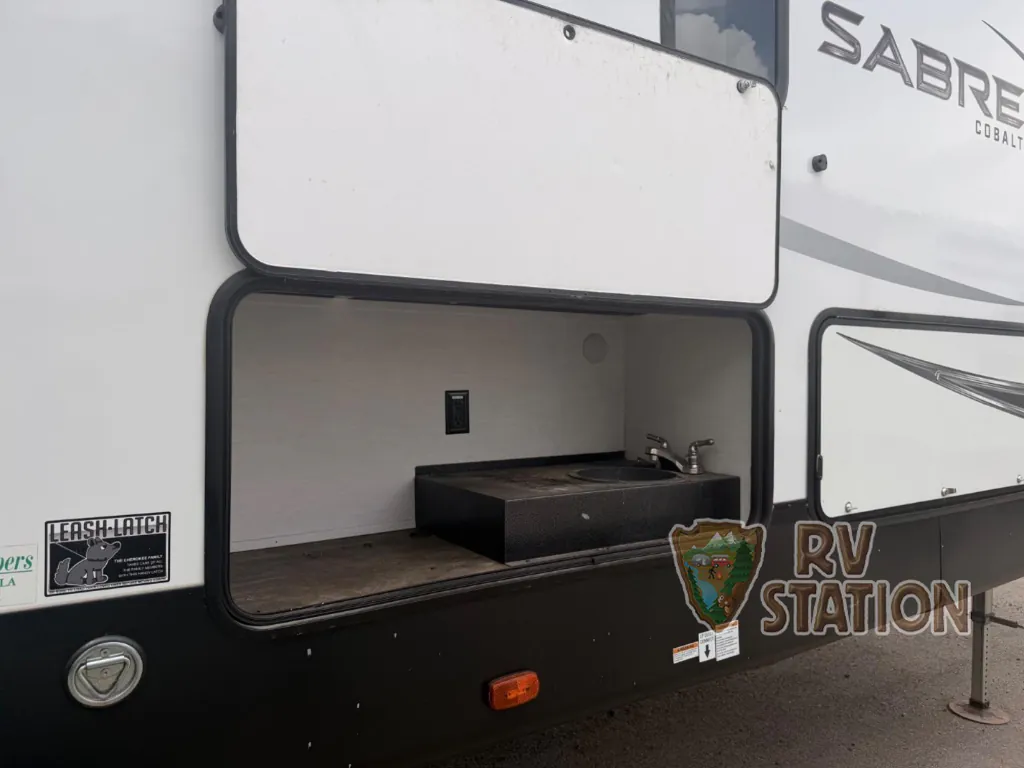 2022 Forest River Sabre 36BHQ, Photos photo 21