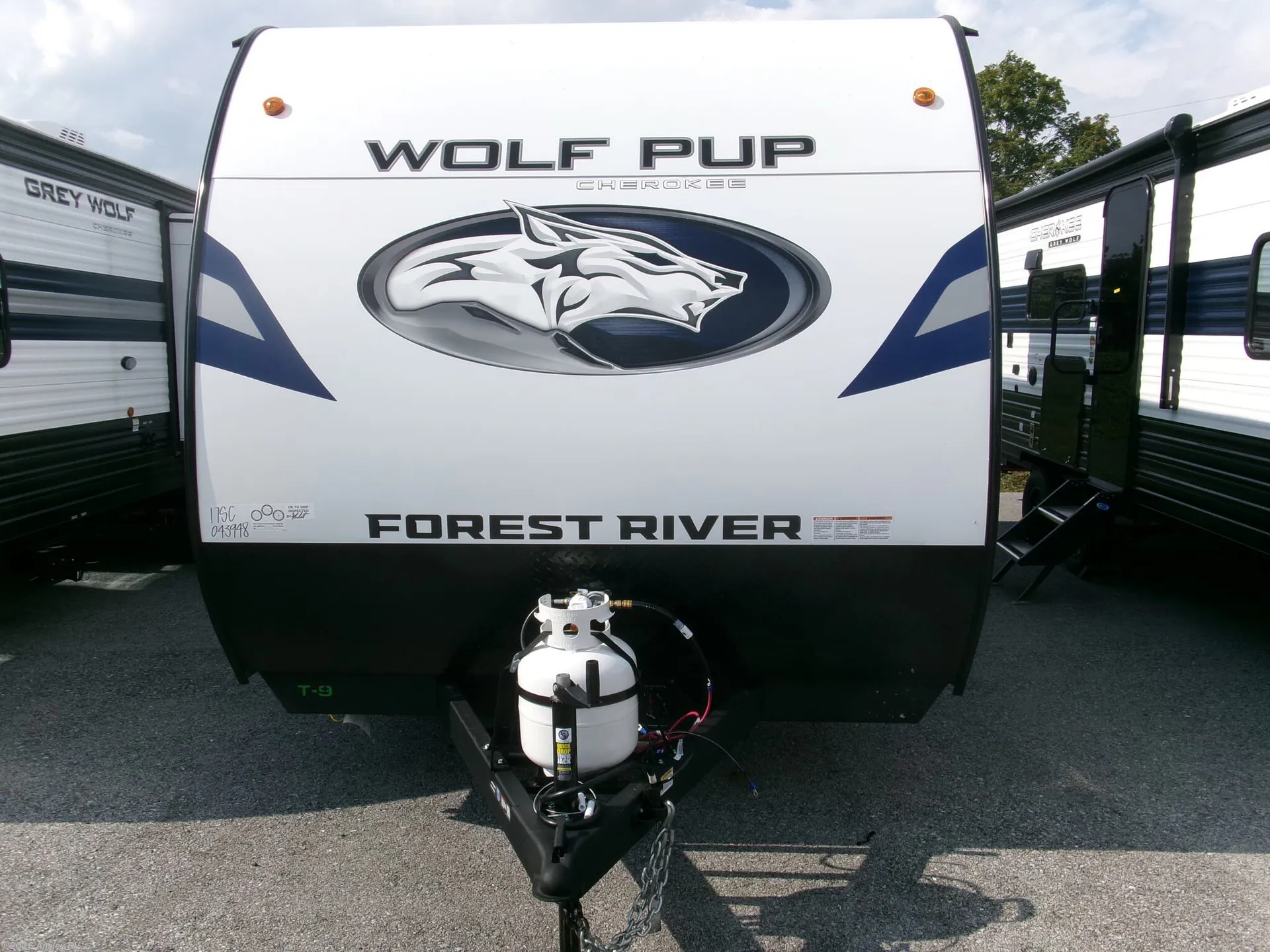 2027 Forest River Cherokee Wolf Pup 17SC - Photo 4