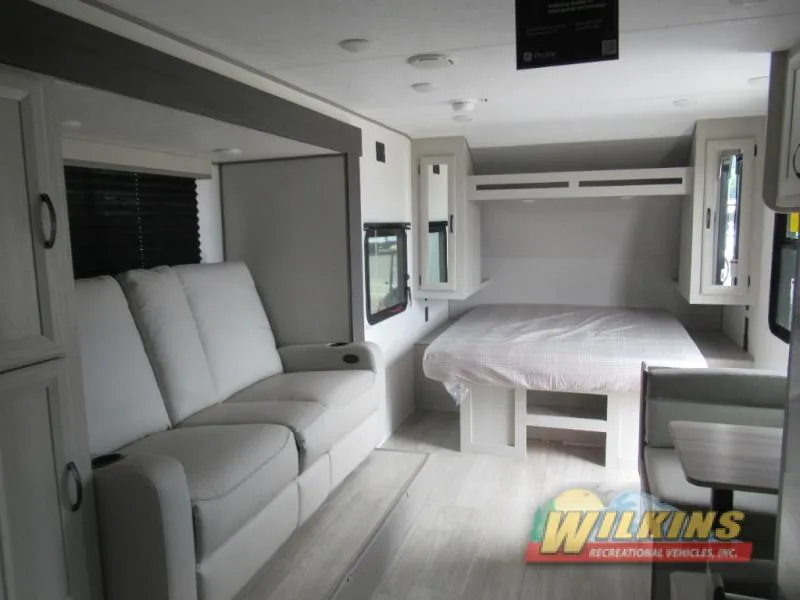 2027 Coachmen RV Catalina Summit Series 7 194RBS - Photo 3