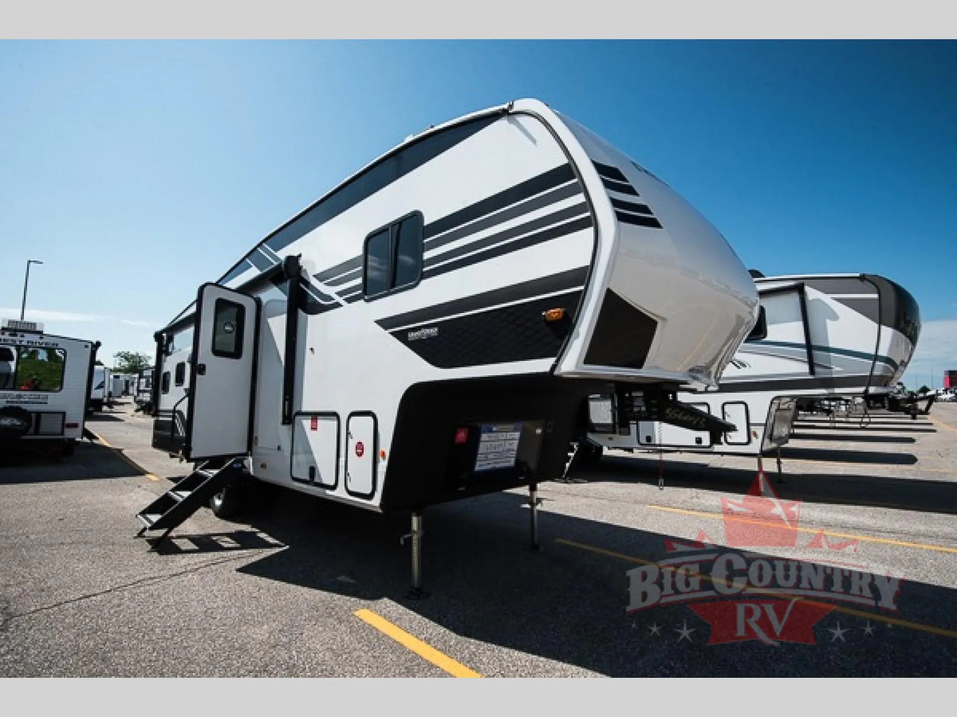2027 Grand Design Reflection 100 Series 27BH dealer photo 1 from Big Country RV
