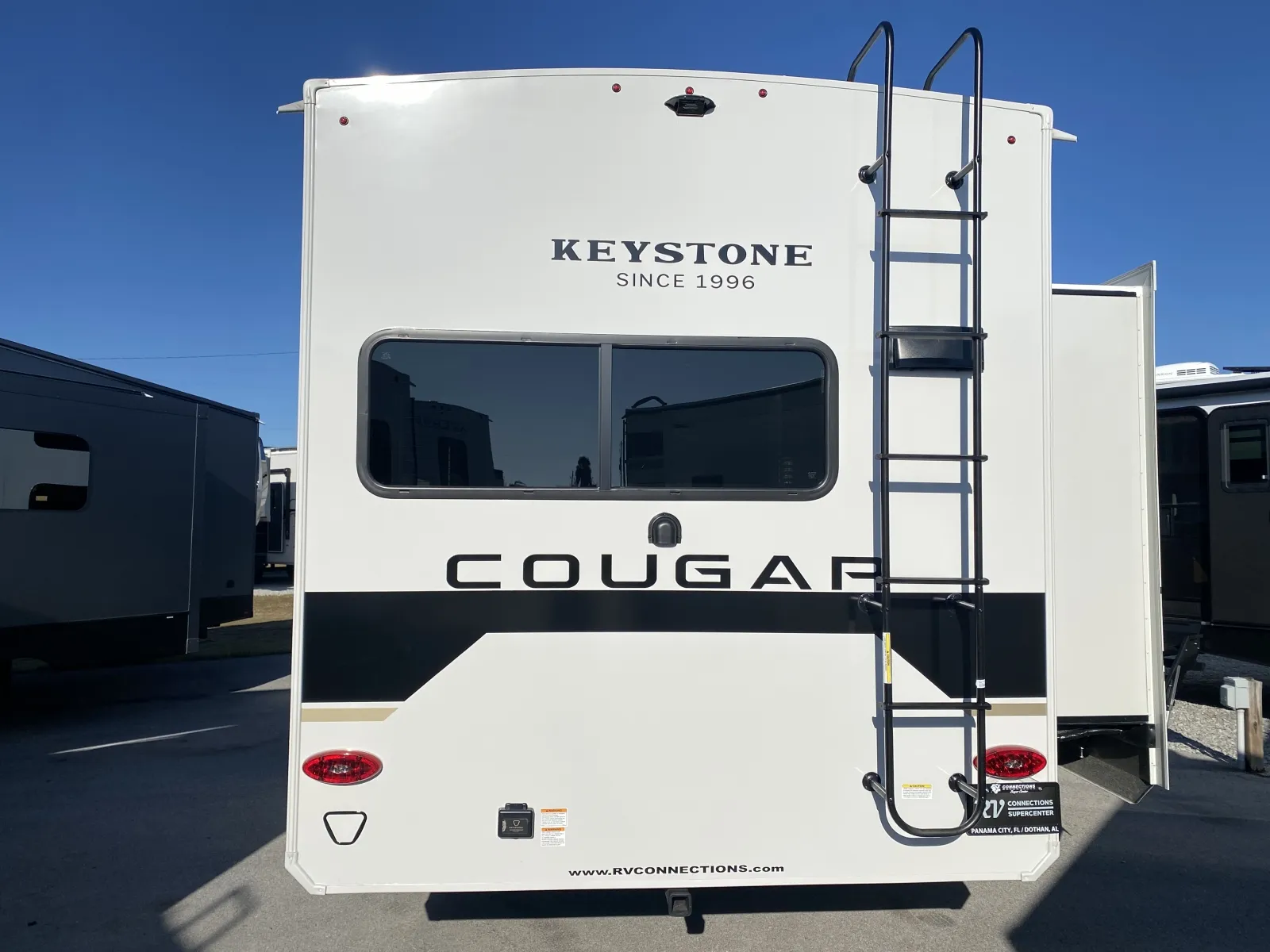 2026 Keystone RV Cougar Half-Ton 29MBD - Photo 4