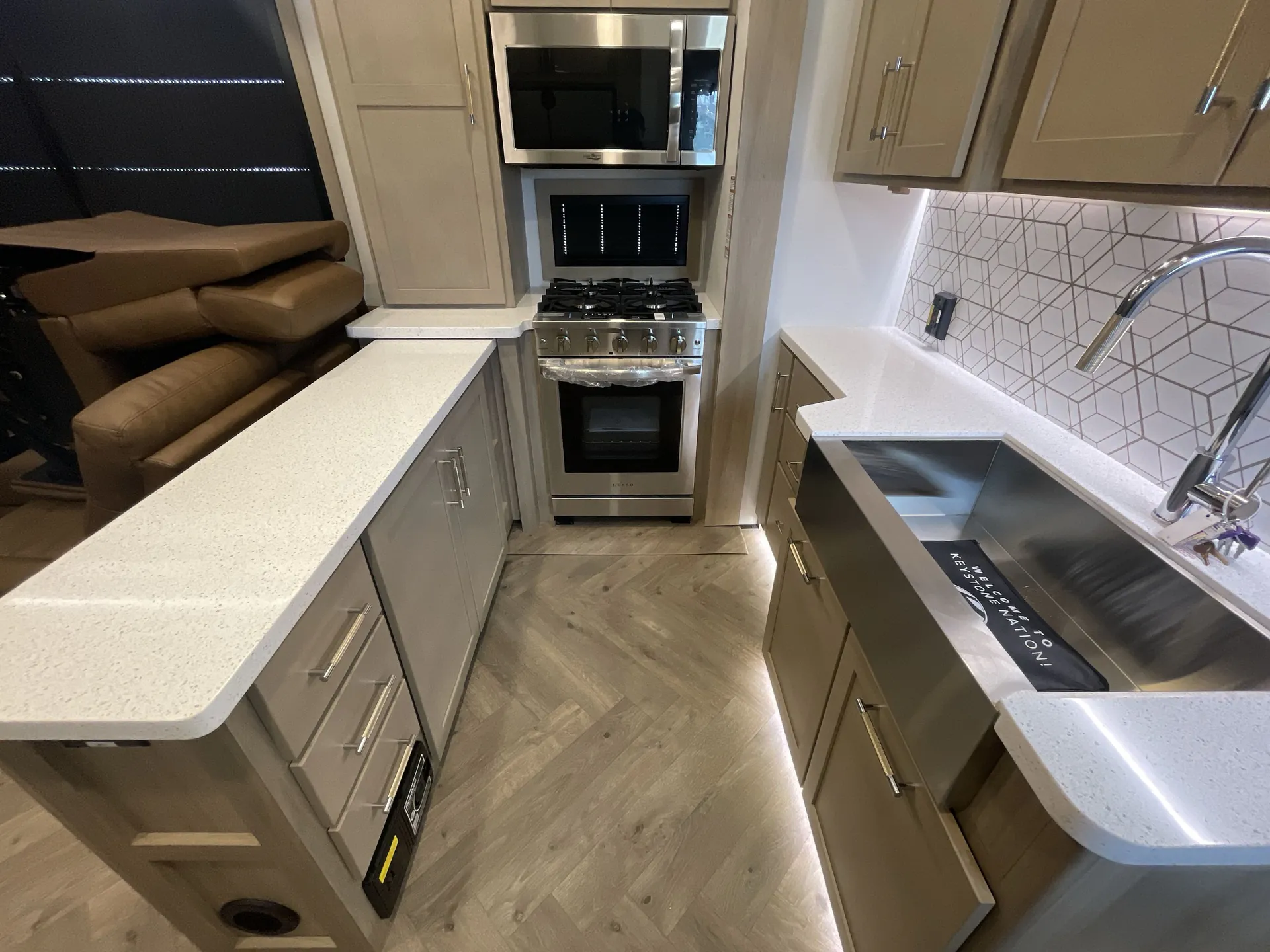 2026 Keystone Raptor 441 — backside