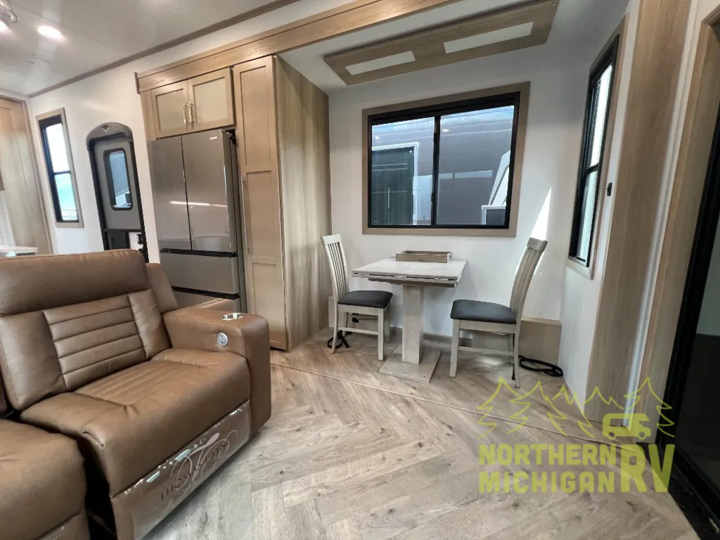 2026 Keystone Raptor 441, Photos photo 8