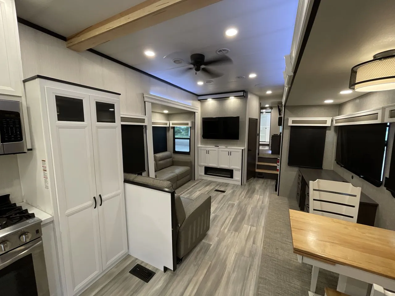 2023 Forest River Cedar Creek 388RK2 - Photo 4