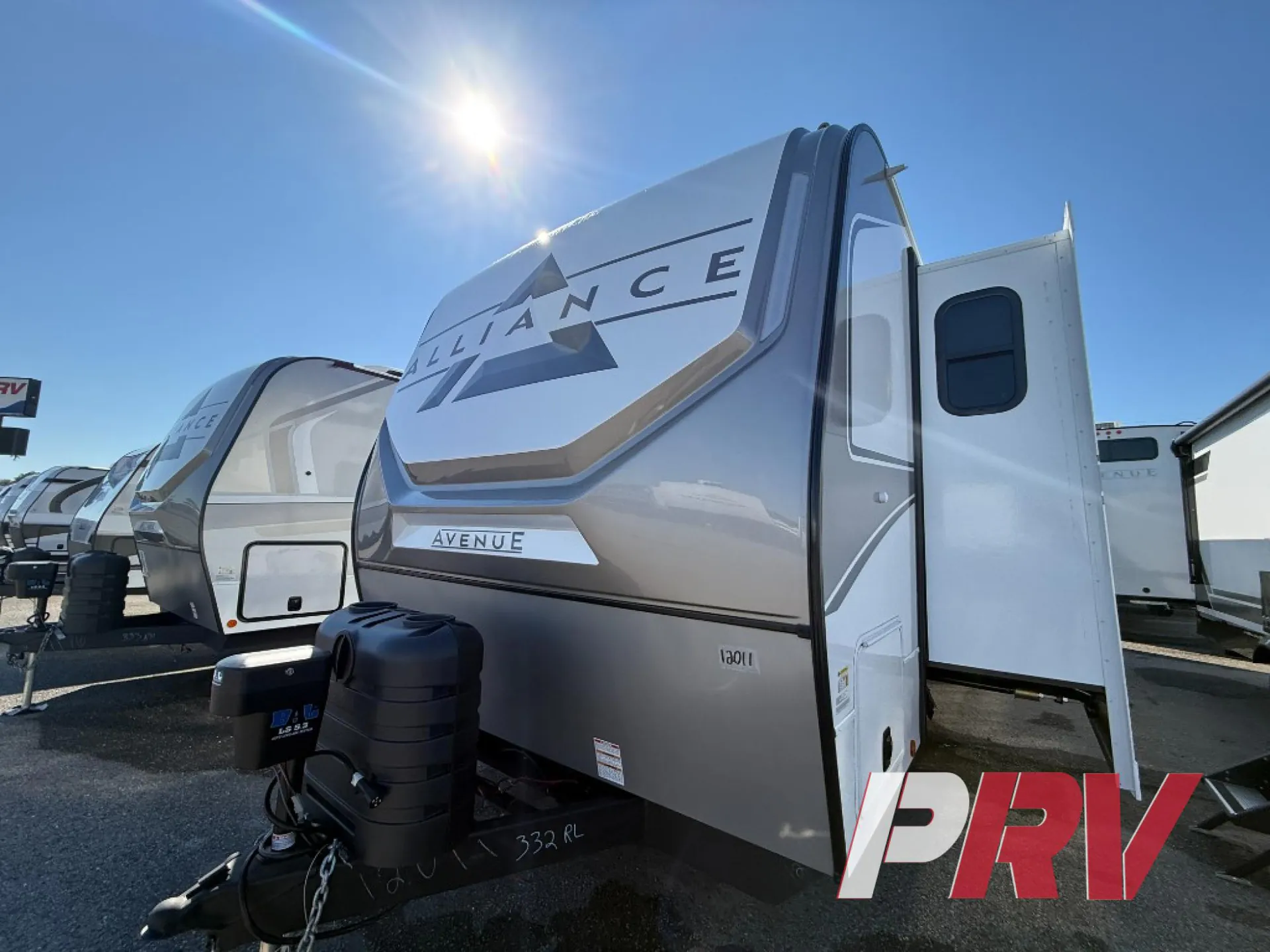 2026 Alliance RV Avenue 332RL - Photo 4