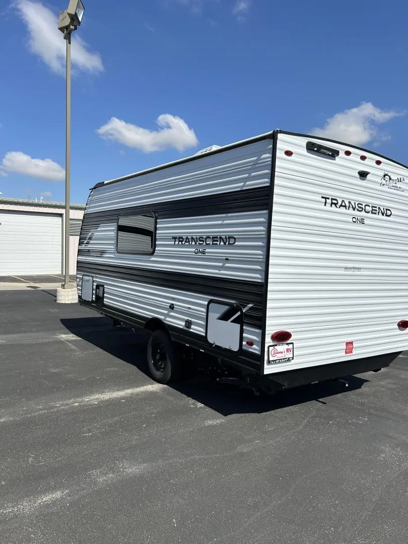 2026 Grand Design Transcend One 151BH - Photo 4