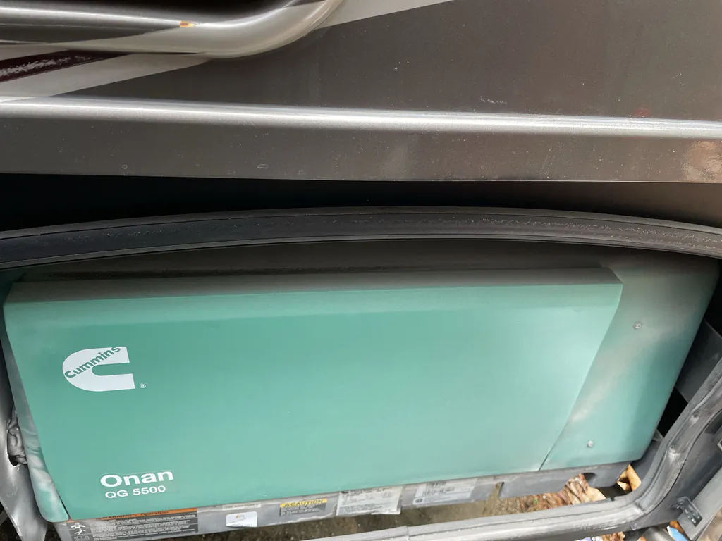 2022 Thor Motor Coach Challenger 35MQ, Photos photo 21