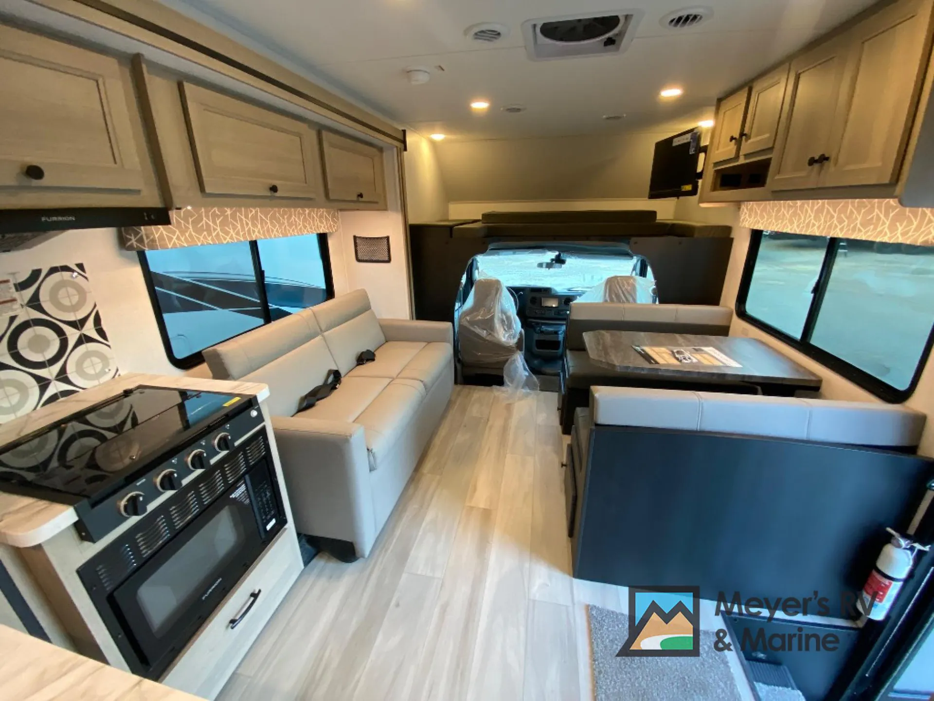 2026 Forest River Sunseeker LE 3250DSLE — Photo 6