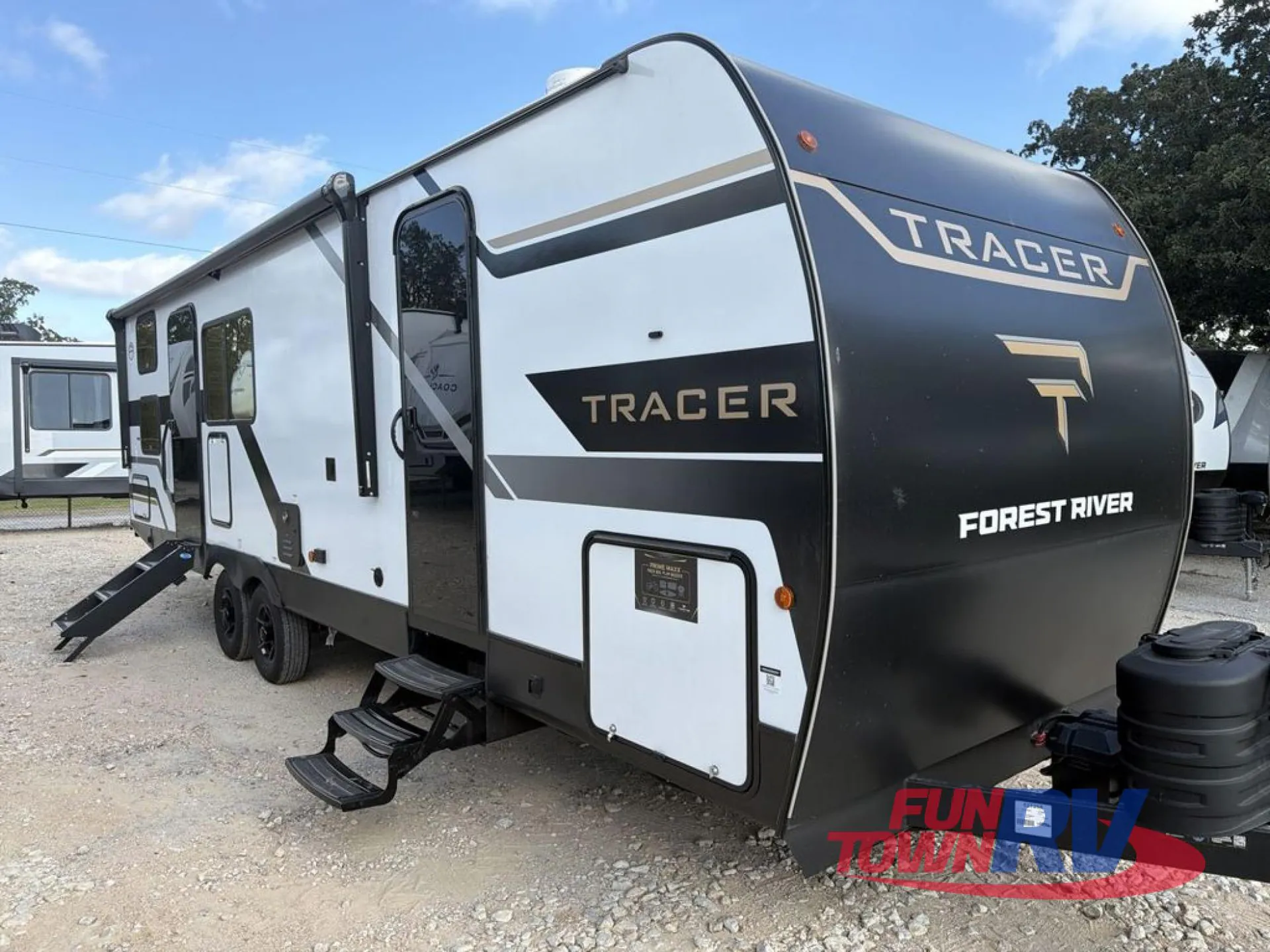 2027 Forest River Tracer 275BH