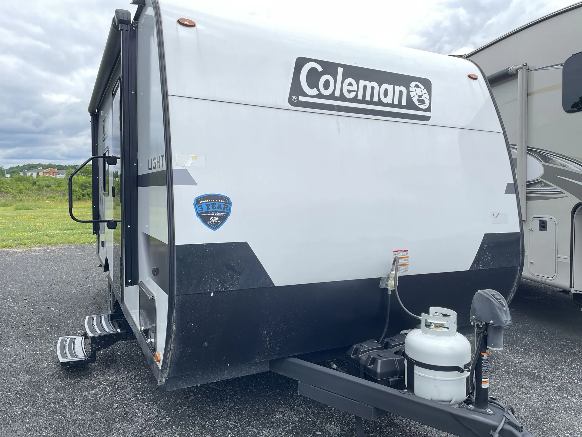 2025 Keystone Coleman Light 17RX - Photo 2