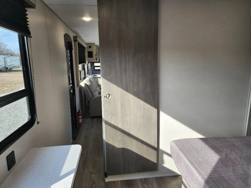 2026 Coachmen Catalina Legacy Edition 303RKDS - Photo 4