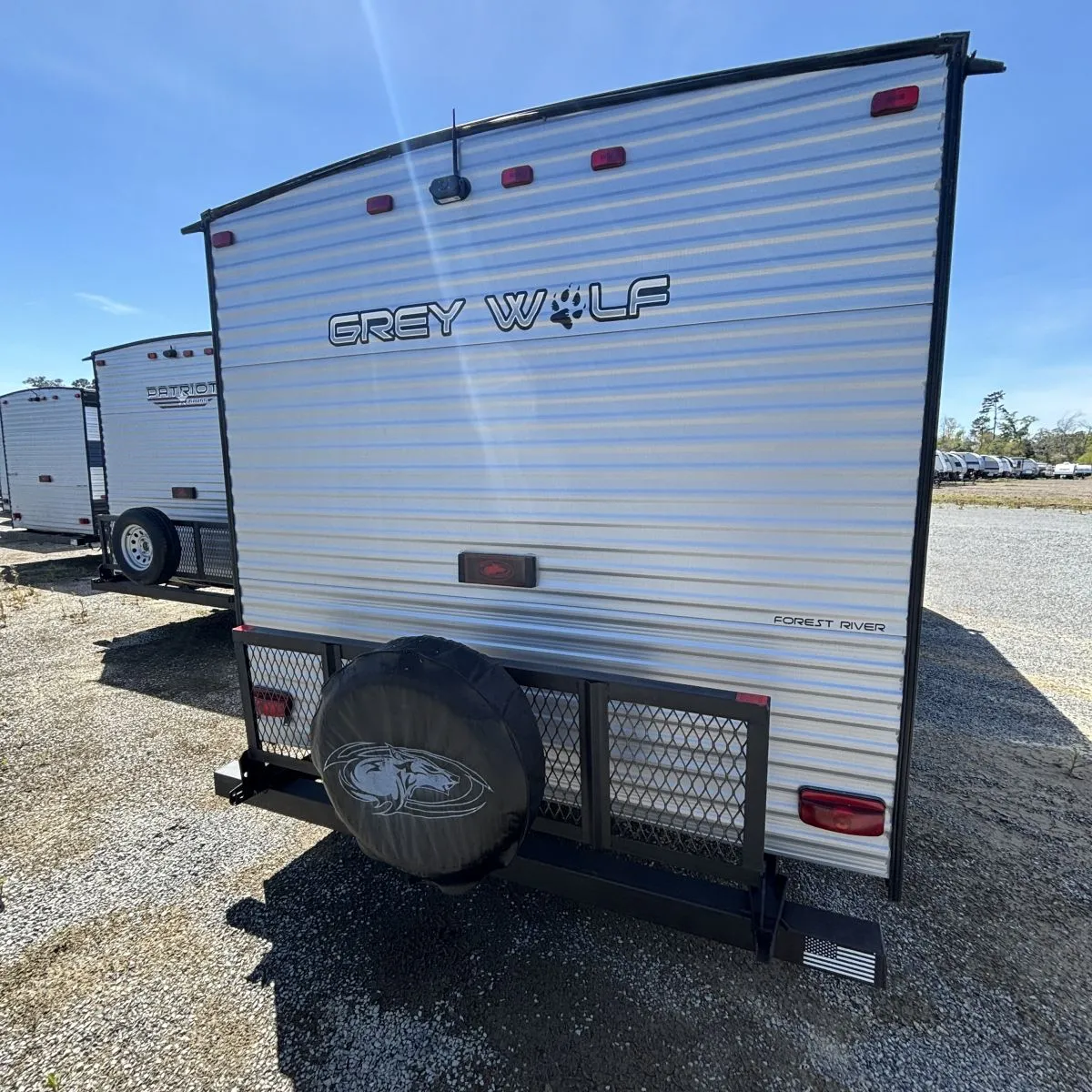 2022 Forest River Cherokee Grey Wolf 26DJSE — Photo 6