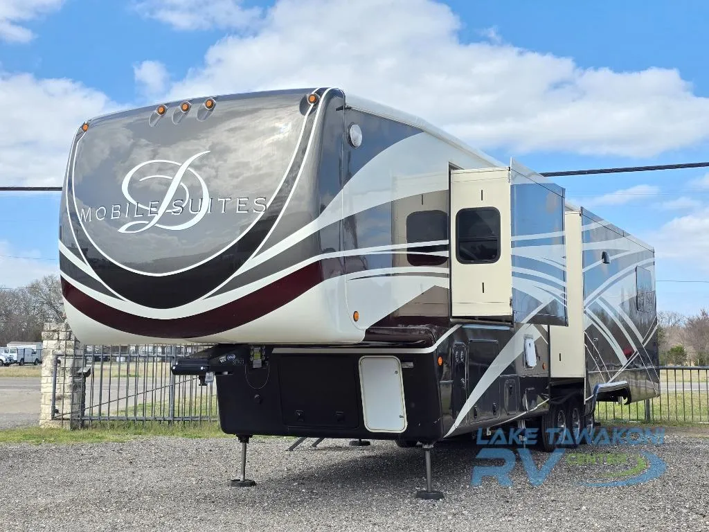 2019 DRV Luxury Suites Mobile Suites Used    44 Sante Fe - Photo 2