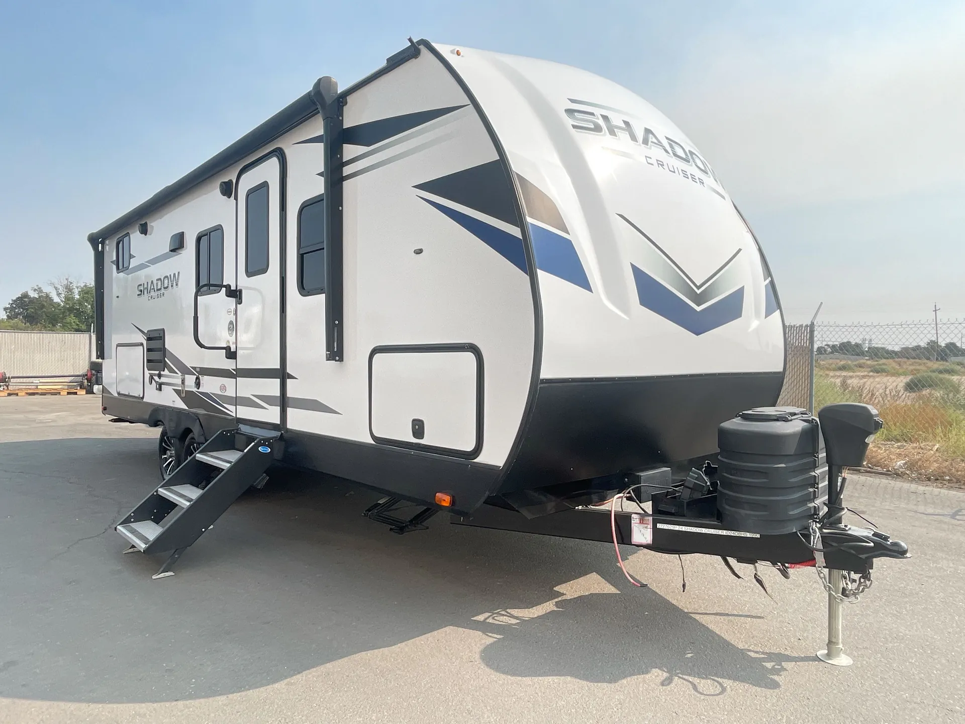 2024 Cruiser RV Shadow Cruiser 240BHS - Photo 2