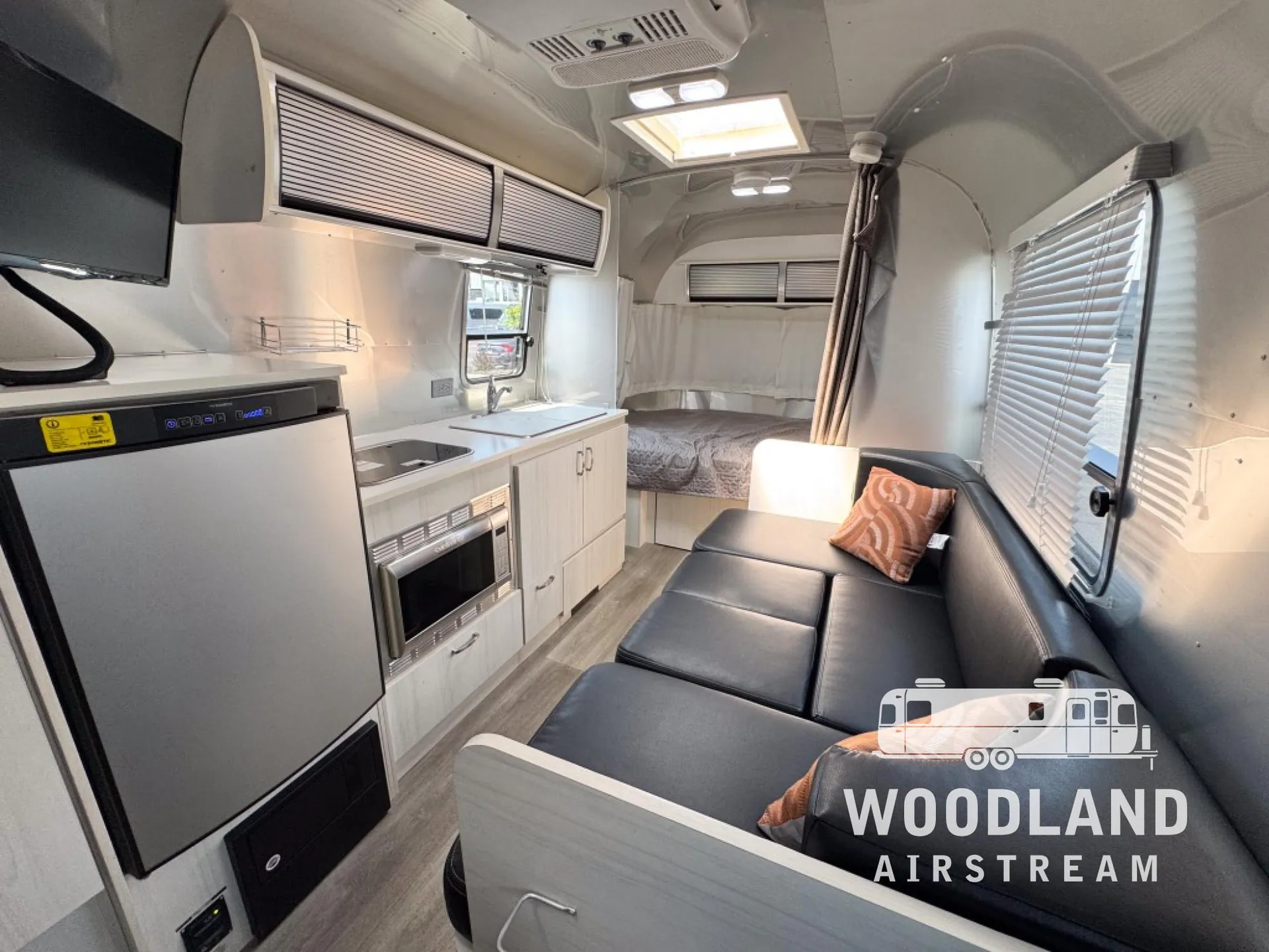 2018 Airstream Sport 22FB - Photo 4