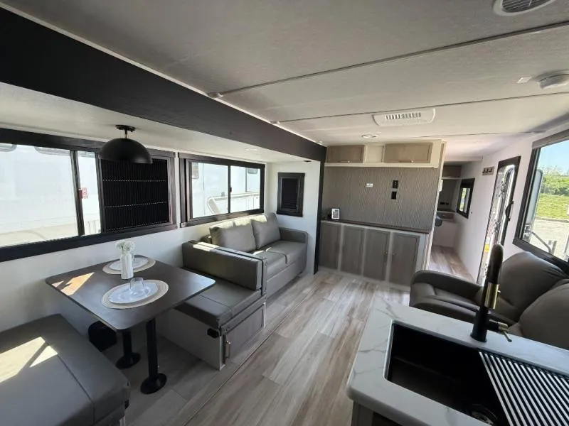 2026 Forest River RV Wildwood Heritage Glen Hyper-Lyte 28RKHL - Photo 4