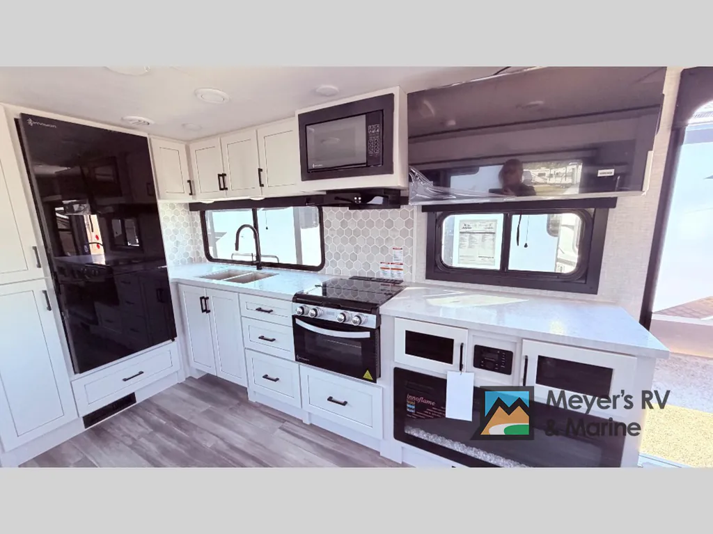 2025 Jayco Jay Feather 29RL, Photos photo 13