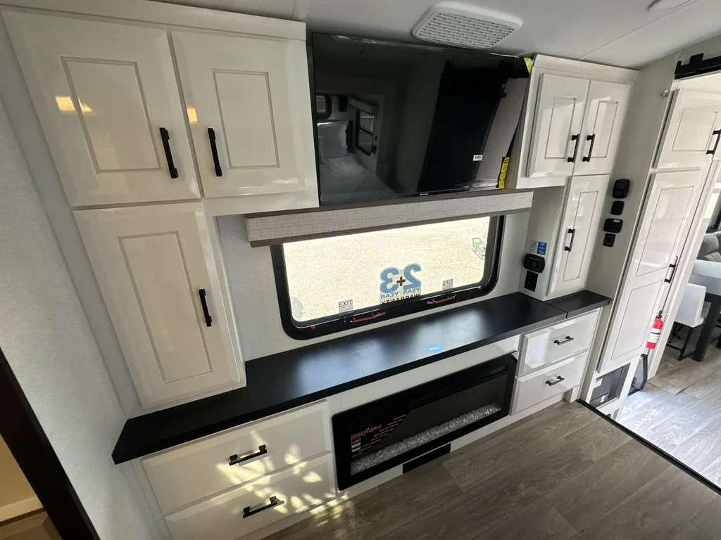 2027 Jayco Pinnacle 36FBTS, Photos photo 24