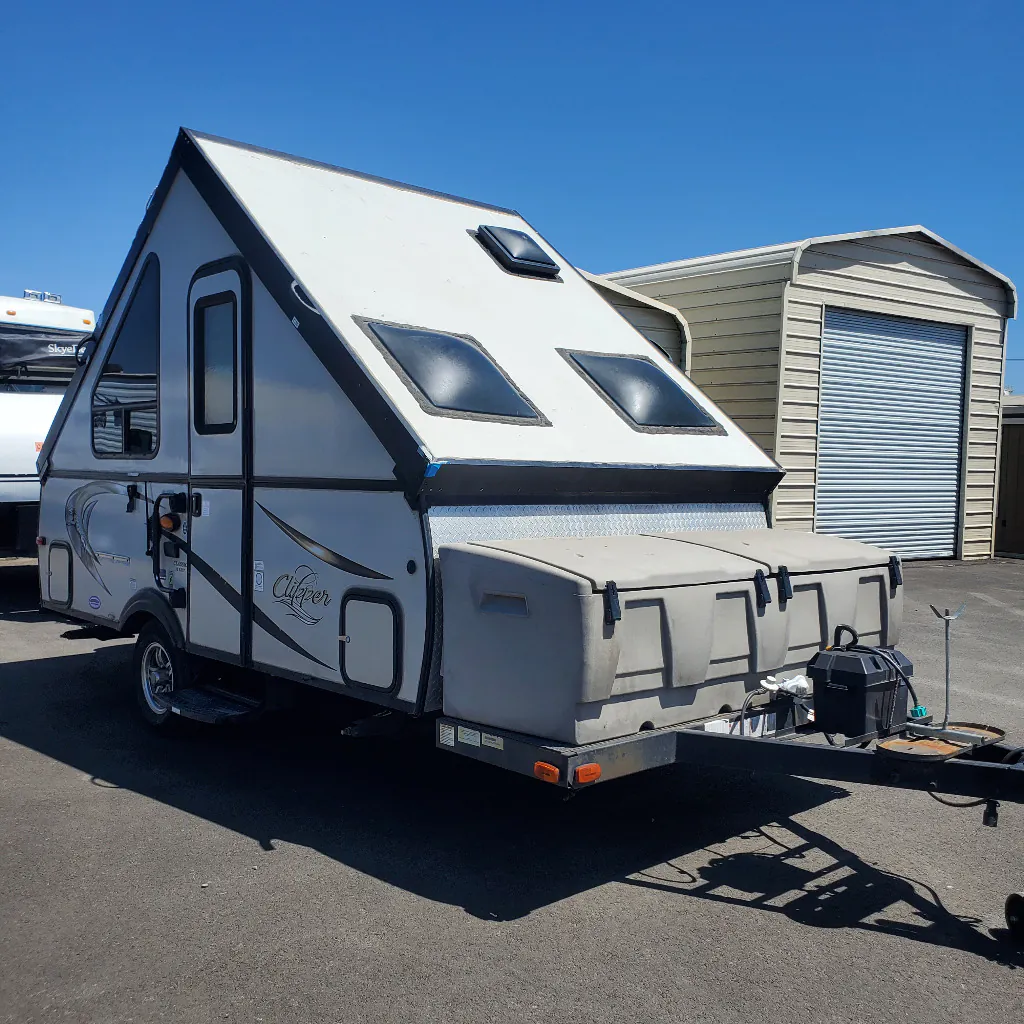 2015 Coachmen RV Clipper Camping Trailers 12RBST - Main photo